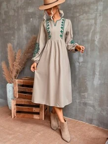 SHEIN LUNE Floral Embroidery Notched Neckline Lantern Sleeve Dress - Khaki - View 3