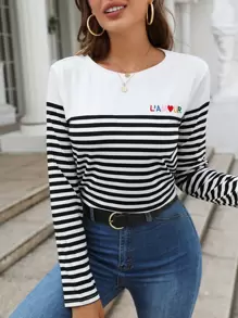 SHEIN Frenchy 條紋圖案字母刺繡T恤 - 黑與白 - 查看 1