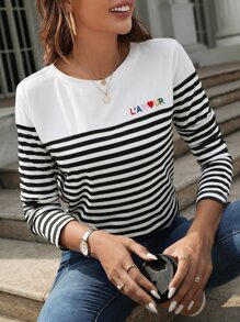 SHEIN Frenchy 條紋圖案字母刺繡T恤 - 黑與白 - 查看 7