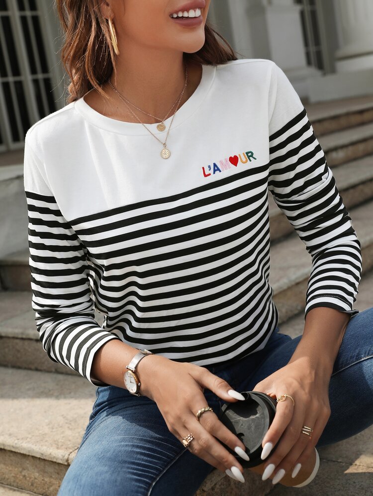 SHEIN Frenchy Áo thun nữ Thêu Lá thư Sọc Giải trí - Đen và trắng - Xem 7