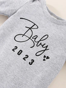 女婴童字母圖案連身褲