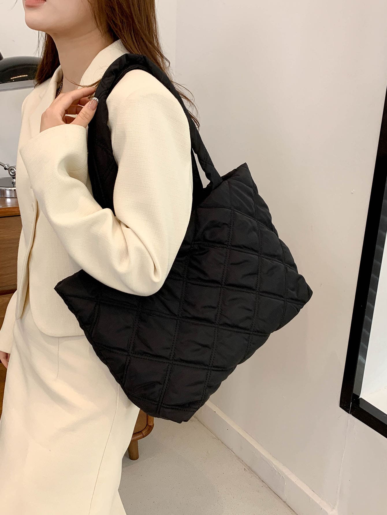 Ultra-Lightweight High-Capacity Quilted Tote Bag, School Supplies, School Bag, School Handbag, School Tote Bag, School Bookbag, Back To School Bags, Large Capacity, Waterproof, Portable, Classic Casual, Suitable For Teen Girls Women College Students, Perfect For Back To School, First Day Of School, Middle School, High School