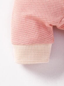 Newborn Baby Boy Contrast Trim Button Front Jumpsuit - Baby Pink - View 3