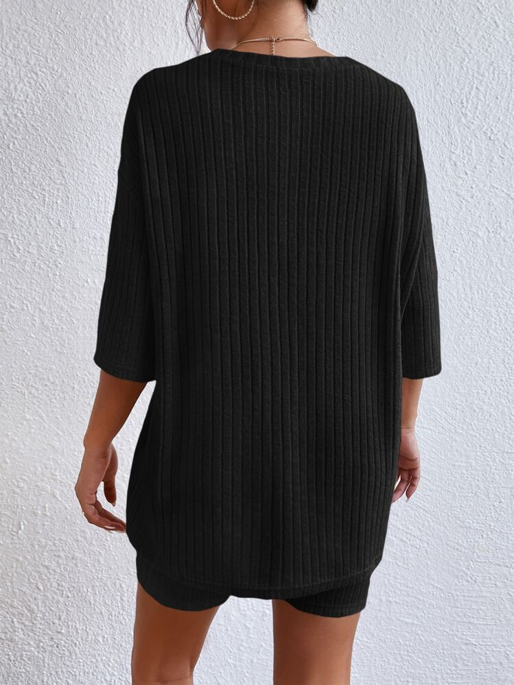 SHEIN Frenchy Shorts biker con camiseta de hombros caídos tejido de canalé - Negro - Añade 2