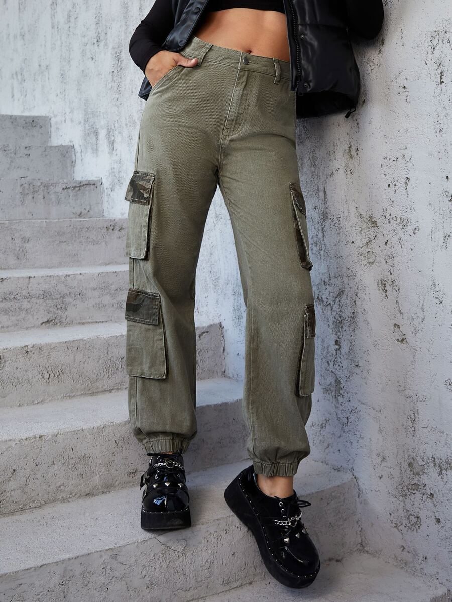 Camo Print Flap Pocket Side Cargo Jeans - Army Green - View 1