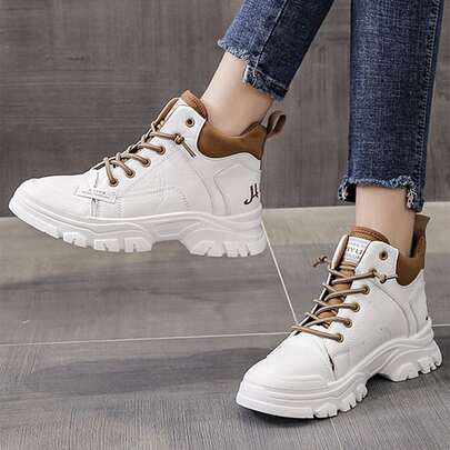 Letter Patch Decor Lace-up Front Chunky Sneakers