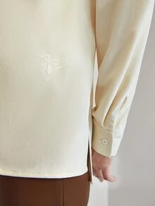 MOTF PREMIUM CORDUROY EMBROIDERY SHIRT - Beige - View 3