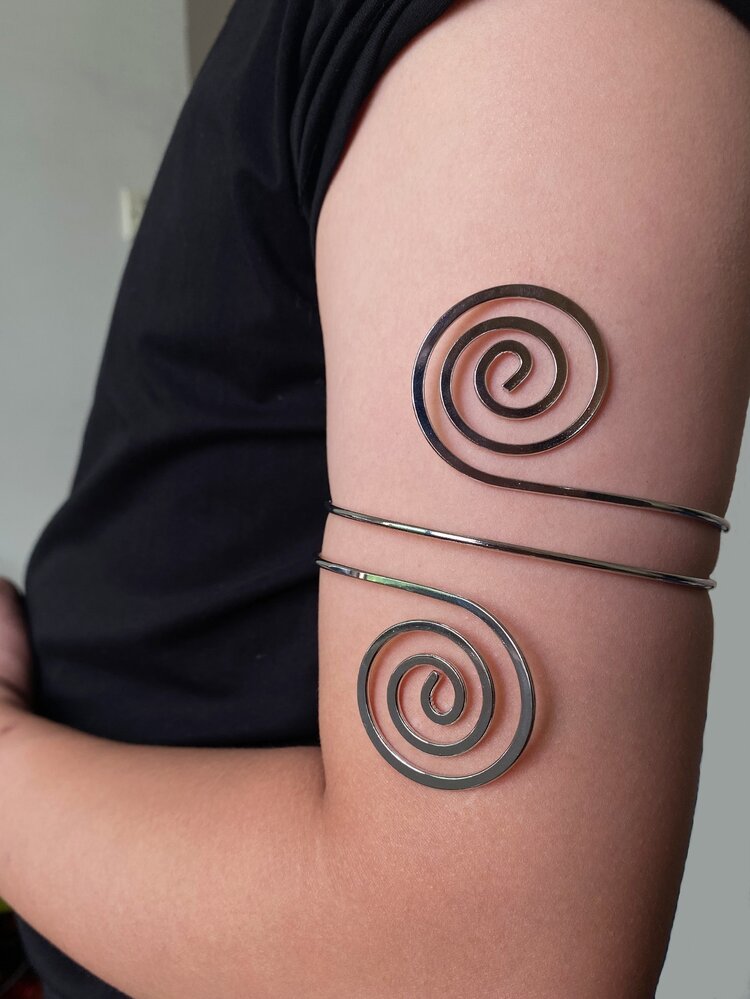 時尚流行男士螺旋設計袖口不銹鋼，適合珠寶禮物和時尚外觀 - 銀色 - 查看 2