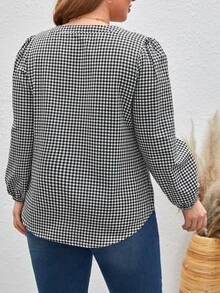 SHEIN Frenchy 大碼雙色格子缺口領襯衫 - 黑與白 - 查看 2