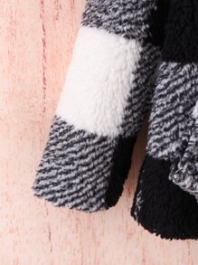 SHEIN Girls Buffalo Plaid Pattern Teddy Coat - Black and White - View 3