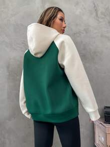 SHEIN Unity Sudadera con capucha de color contrastante bordada con estampado del nombre geográfico "California, Los Ángeles", sudadera larga - Verde Oscuro - Ver 2