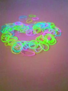 100 piezas banda caucho de color al azar pelo de mascota - Multicolor - Ver 3