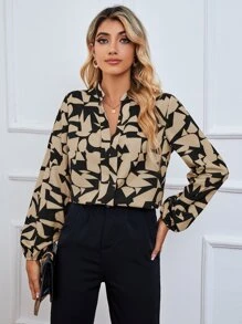 SHEIN Essnce Geo Print Notched Neck Bishop Sleeve Blouse - Multicolor - View 3