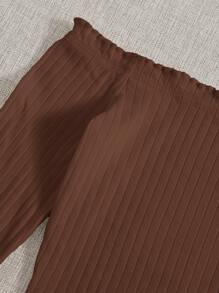 SHEIN Essnce 一字肩木耳滾邊T恤和蘇格蘭格紋裙子套裝 - 咖啡棕 - 查看 3