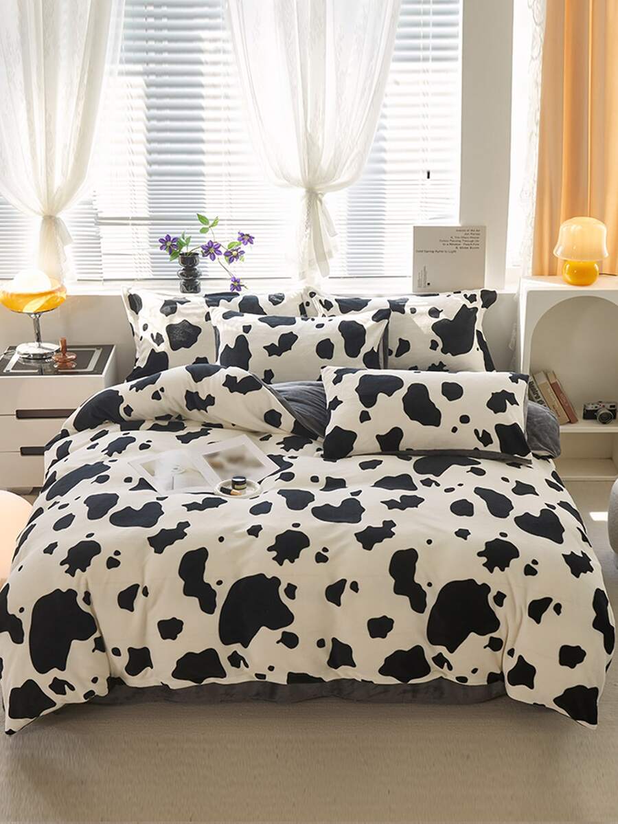 Cow Print Duvet Cover Set Without Filler - Black and White - View 1