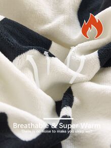 Cow Print Duvet Cover Set Without Filler - Black and White - View 4