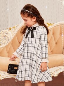 SHEIN 小女童格紋荷葉袖前蝴蝶結粗花呢連衣裙 - 白色 - 查看 5