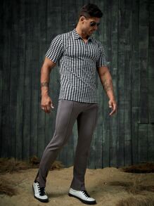Manfinity Men Zip Half Placket Houndstooth Polo Shirt - Black and White - View 3