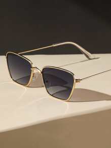 1 Pair Women's Metal Small Frame Geometric Fashion Glasses , Suitable For Holiday Gifts, Daily Life, Tropical Beach Vacation, Music Festivals And Other Occasions, Fashionable And Versatile, Elegant Attire, Suitable For Family Outings, Travel And Vacation - Ombre - View 6