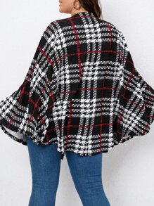 SHEIN LUNE Plus Plaid Print Cape Coat - Black and White - View 2