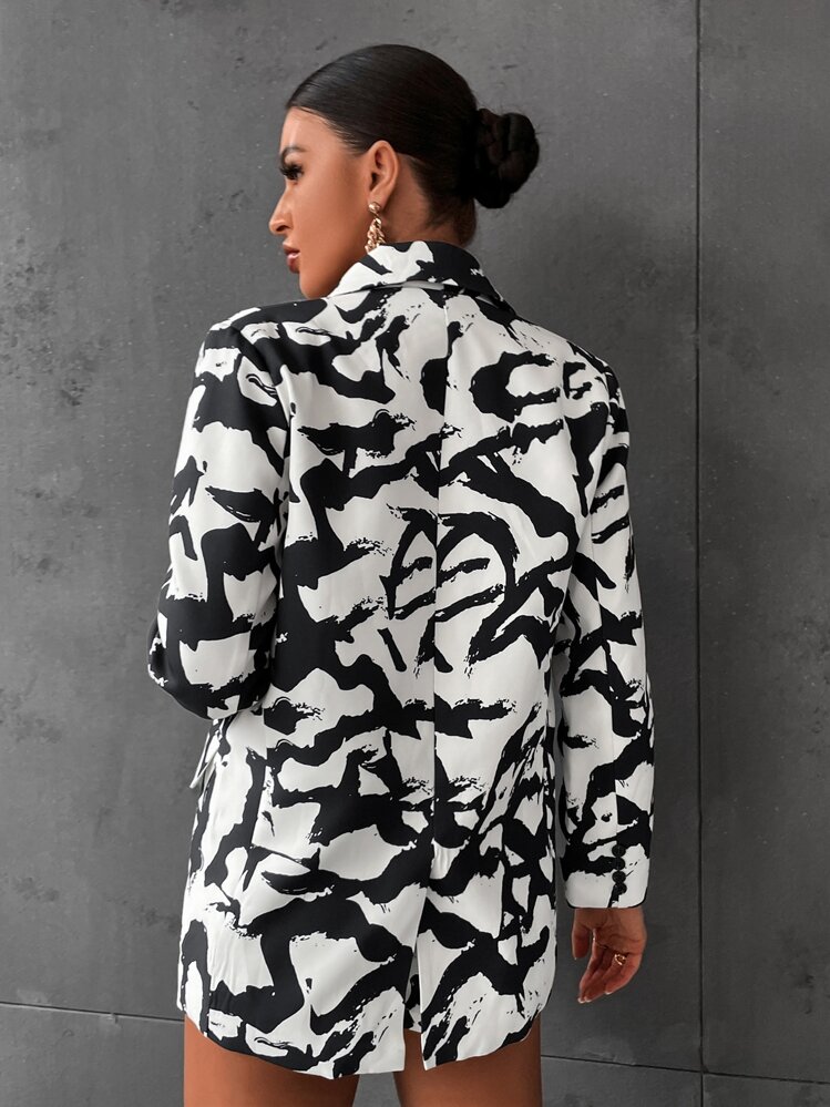 SHEIN Privé Blazer con estampado de doble botonadura & Shorts - Blanco y Negro - Añade 2