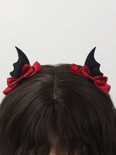 2 pièces Pinces à cheveux décoratives thématiques Accessoires mignons en forme de nœud, sorcière, diable. Pinces à griffes pour la Saint-Valentin, barrettes à cheveux, fournitures scolaires, accessoires d'Halloween
