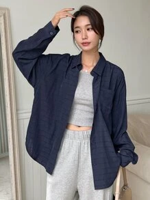 DAZY Áo sơ mi ca rô hở vai có túi vá - Màu xanh hải quân - Xem 8