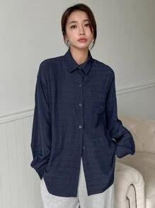 DAZY Áo sơ mi ca rô hở vai có túi vá - Màu xanh hải quân - Xem 10