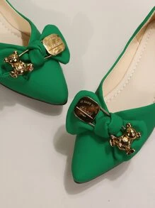 Litchi Embossed Cartoon Bear & Bow Decor Point Toe Ballet Flats - Green - View 7