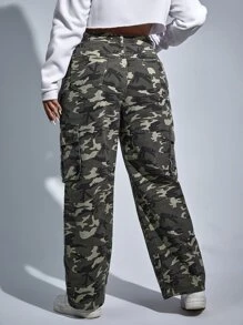 SHEIN EZwear Plus Camo Print Cargo Jeans - Multicolor - View 2