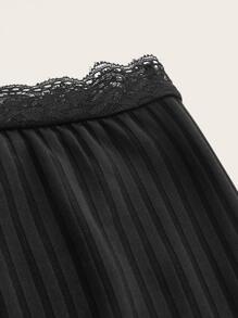 Sweetness Contrast Lace Flare Leg Pants - Black - View 3