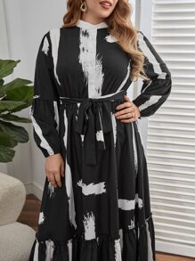 SHEIN Clasi Đầm Plus Size Thắt lưng Nút phía trước Viên lá sen Đồ họa Thanh lịch - màu đen - Xem 4