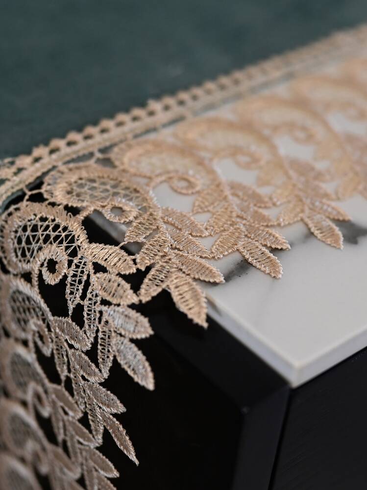 Guipure Lace Trim Tassel Decor Table Runner, Modern European Style Table Decoration For Home Decor - Multicolor - View 4