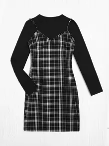 SHEIN EZwear Plus Solid Tee & Plaid Print Cami Dress Set