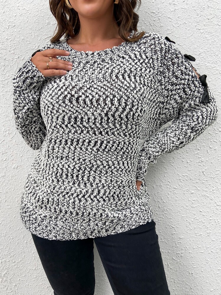 SHEIN LUNE 大碼蝴蝶結細節鏤空套頭毛衣 - 淺灰色 - 查看 1