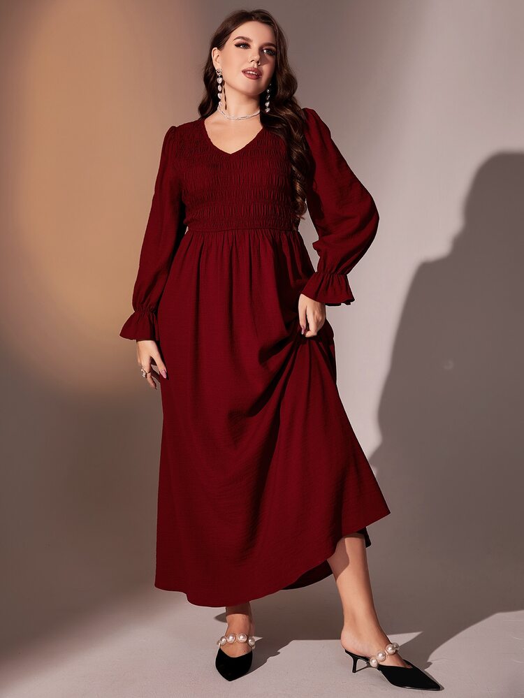 Modelyn 勃艮第红色加大荷叶边袖 V 领褶皱紧身连衣裙 - 酒紅色 - 查看 6