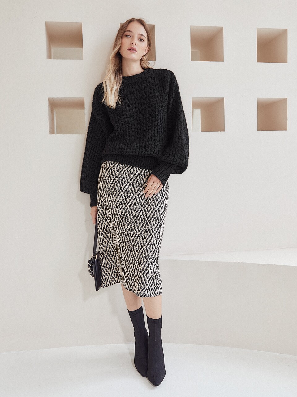 WOOL-MIX BALLOON SLEEVE SWEATER