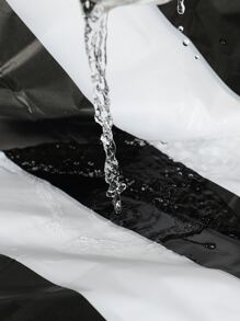 Khăn trải bàn chống thấm nước hoa văn sọc - Đen và trắng - Xem 4