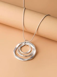Collar con diseño de aro