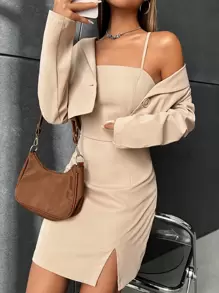 SHEIN EZwear 西裝領單釦短版西裝和下擺開叉吊帶連衣裙 - 卡其色 - 查看 1