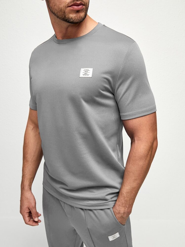 Manfinity VCAY Hombres Pantalones deportivos con camiseta con diseño de parche - Gris - Añade 4