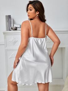 大碼蕾絲拼接垂領高開叉緞面吊帶睡裙 - 白色 - 查看 2