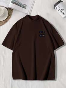 Manfinity Hypemode 男士補丁細節小高領T恤 - 咖啡棕 - 查看 3