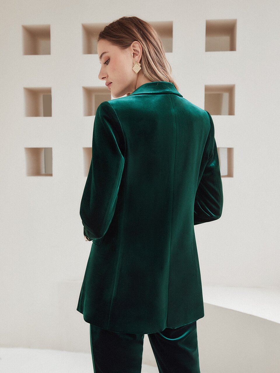 MOTF VELVET DOUBLE BREASTED BLAZER