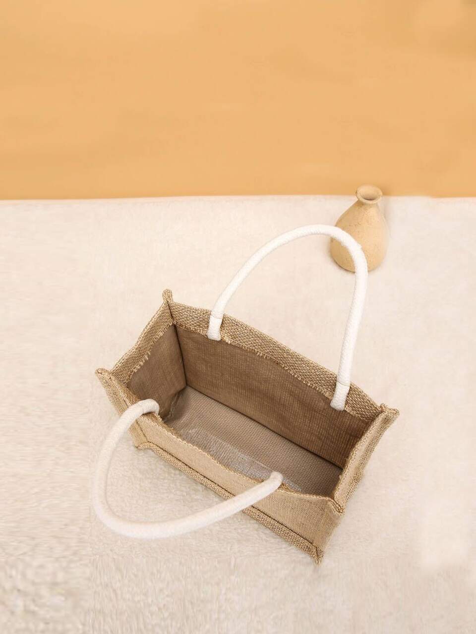 Linen solid tote (too big to fit a computer)