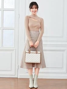 BizChic Áo len Cắt ra màu trơn Thanh lịch - Màu Khaki - Xem 4