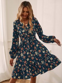 SHEIN LUNE Floral Print Surplice Neck Belted Dress - Navy Blue - View 6