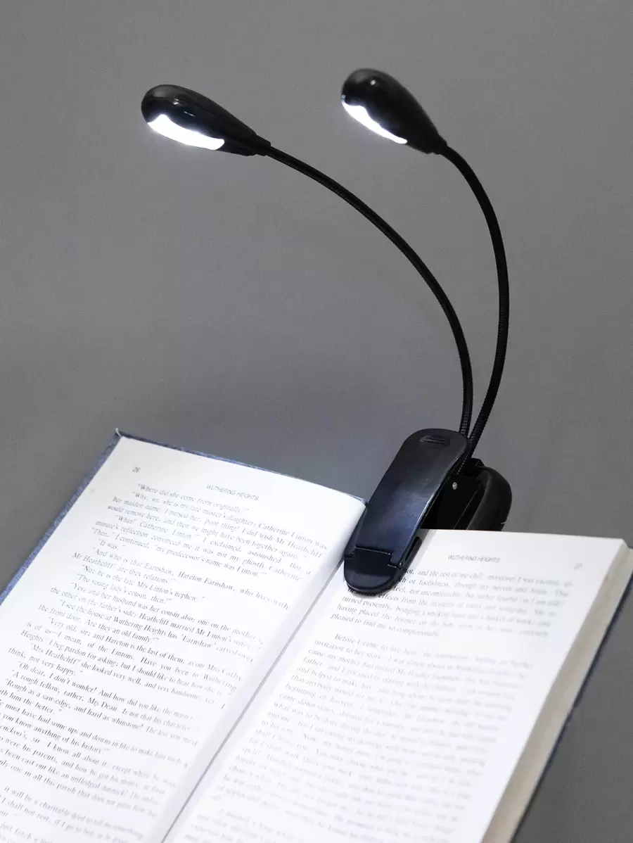 1pc Portable 4 LED Book Reading Light With Clip, Battery And USB Powered, Dimmable, Adjustable Arm, Eye-Protection Reading Light, Mini Desk Lamp, Suitable For Night Reading, Bedroom Reading Light, Student Dorm Book Light, Reading Light