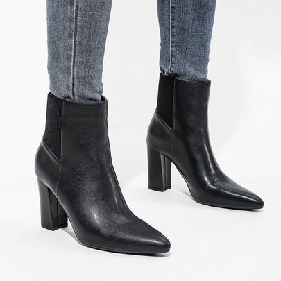 Minimalist Point Toe Chunky Heeled Sock Boots