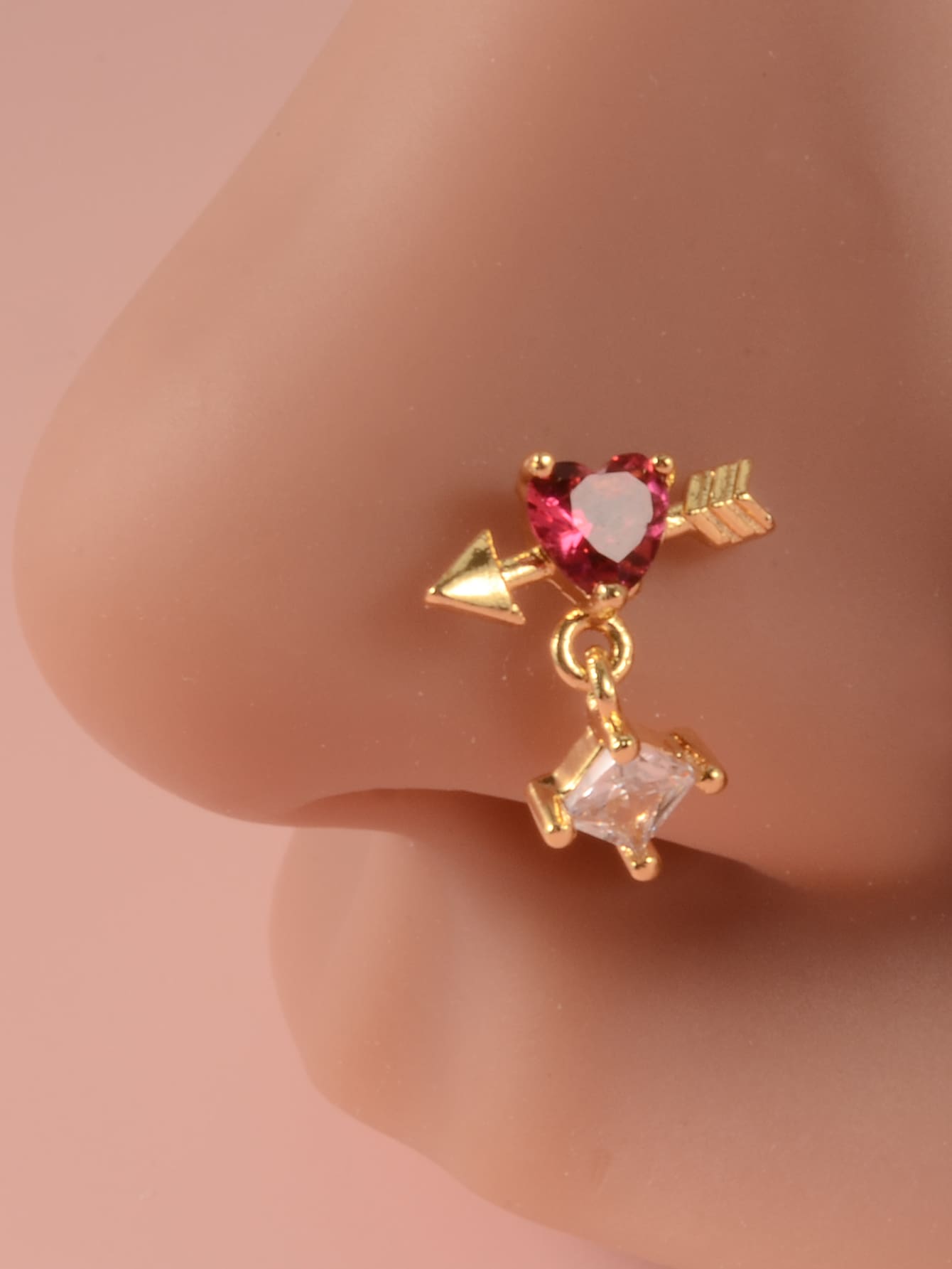 Simple & Stylish Arrow & Cubic Zirconia Heart Decor Nose Stud No Piercing Needed Fake Clip For Women & Girls - Yellow Gold - View 1